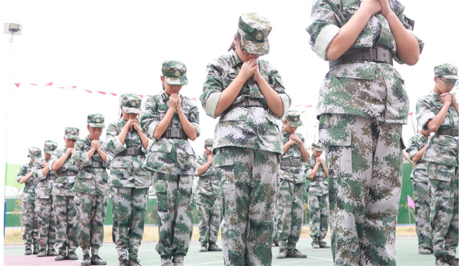 女生叛逆正规全封闭学校