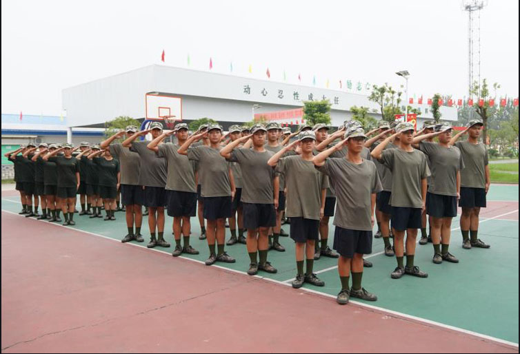孩子叛逆期管教学校