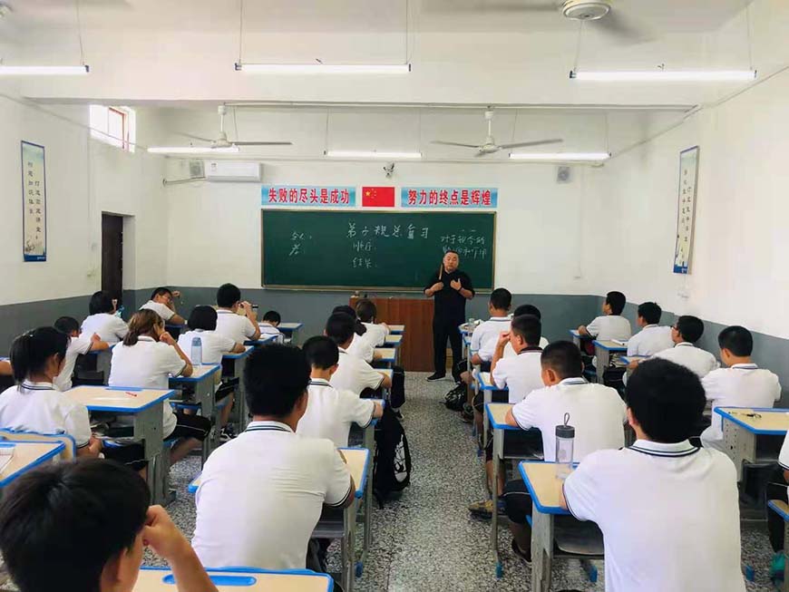呼和浩特青少年叛逆军事训练营